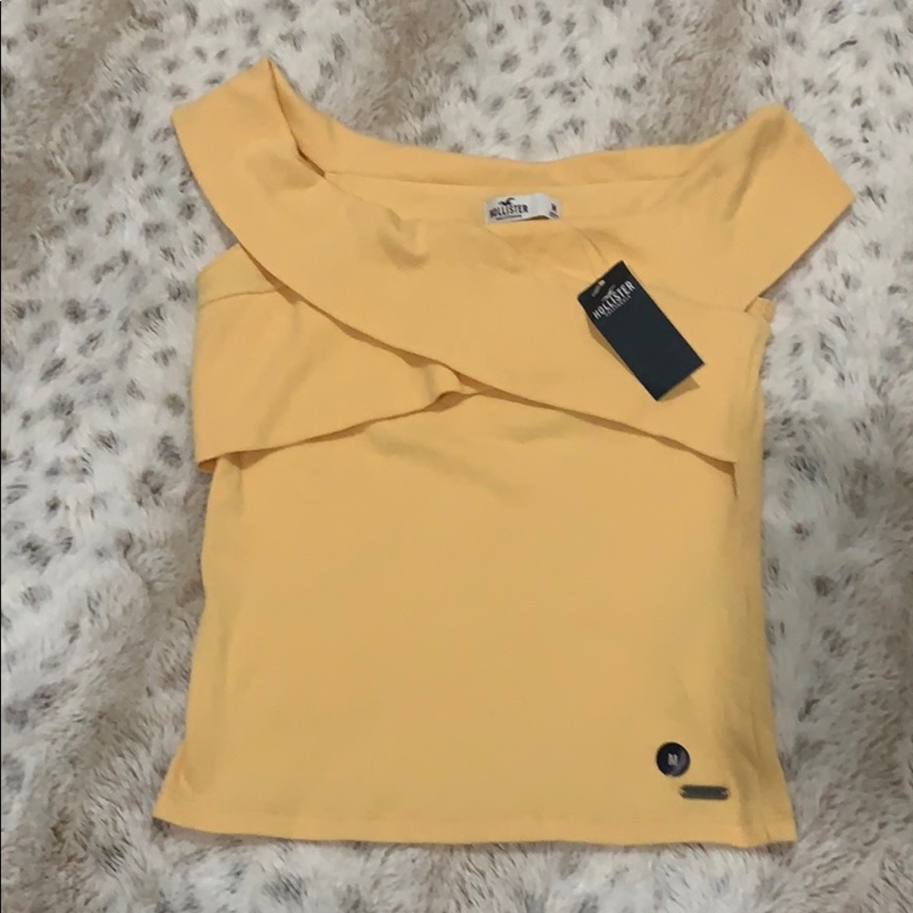 Hollister shirt